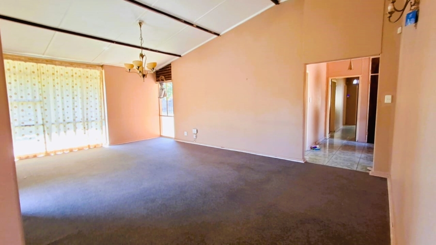 4 Bedroom Property for Sale in Sasolburg Ext 5 Free State